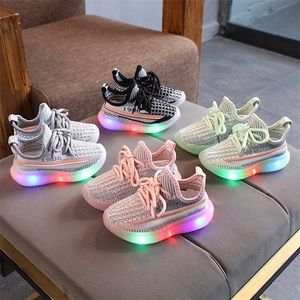 Niños Led Zapatos Niños Niñas Zapatillas de deporte iluminadas que brillan intensamente para niños Verde Negro Bebé con suela luminosa 220805