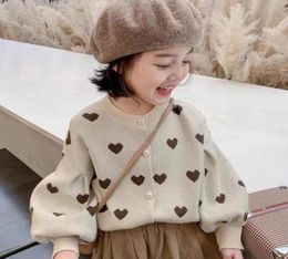 Les enfants aiment le cœur en tricot de cardigan girls ronds collor lanterne pull sweater 2022 Automn kids princess vêtements Q80882859241911