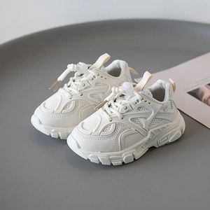 Kinderen mesh ademende sneakers lente herfst baby baby soft bottom casual schoenen school sport voor jongensmeisjes 240426