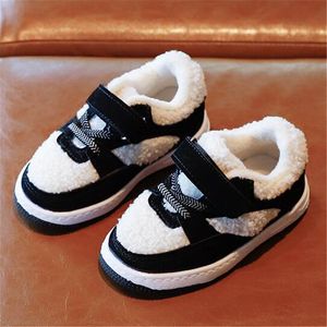 Niños más tablero de terciopelo 2020 invierno nuevos niños niñas moda todo-fósforo Casual zapatillas zapatos cómodos cálidos niños zapatos blancos