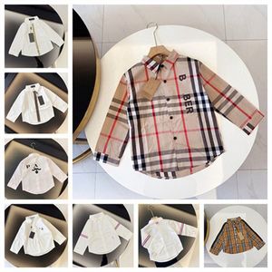 Kinderbaby-ontwerper lente en herfst klassiek lint letter geruit casual shirt shirt met lange mouwen stijl met buitenlandse handel kinderkleding maat 90-160 cm A008