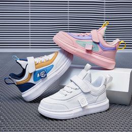 Chaussures de planche pour enfants nouveau Style blanc rose baskets décontractées chaussures garçons filles en cuir baskets de sport imperméables pour enfants 3 couleurs