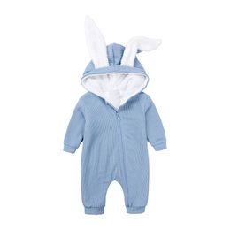 Ropa para niños otoño e invierno de 2023 un nuevo producto orejas de conejo y tiras de boxes ropa siamese de terciopelo