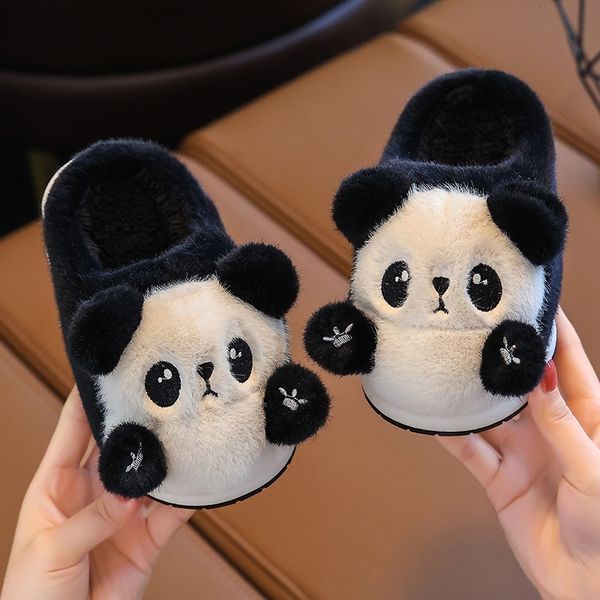 Pantoufles d'hiver en coton pour enfants, chaussures d'intérieur en peluche, panda en peluche, pour garçons et filles, chaussures enveloppées en coton, parent-enfant et bébé