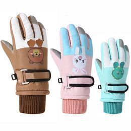 Gants de doigt pour enfants dessin animé gants enfants épaissis de ski d'hiver chaud gants à cinq doigts pour enfants pour garçons du vent filles accessoires de neige 4-12 ans 231110