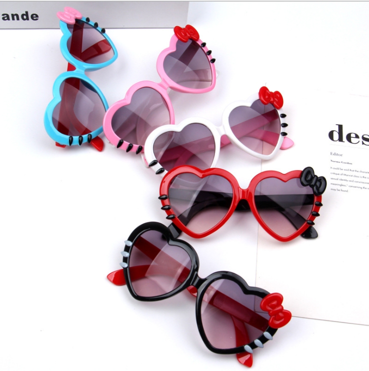 Детские солнцезащитные очки сердца милые детские очки в форме сердца UV 400 защитные солнцезащитные очки кошки солнцезащитные очки прилив для мальчиков и девочек