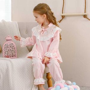 Vêtements de maison pour enfants Spring Girls Pyjamas Set manches longues dentelle Princes 100% coton Princess Costume Vêtements 210908