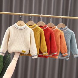 Pull en tricot pour enfants Pulpose d'hiver d'automne pour les enfants couleur solide garçons filles sweats moreurs de baby tops coréens vêtements l2405