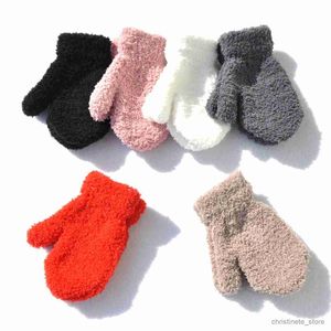 Mitaines pour enfants Protection contre le froid d'hiver pour enfants et gants tricotés chauds bébé en peluche épaissie gants de couleur unie confortables R231128