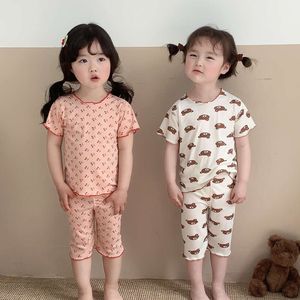 Kindermeisjes zomer dunne bloemen elastische homewear zachte kleverige pyjama met korte mouwen