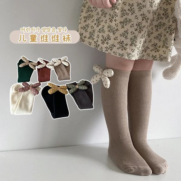 Chaussettes pour enfants en gros printemps automne bébé chaussettes mi-tube coréen de chaussettes de veau Lolita filles chaussettes à poils ensemble chaussettes pour filles 240111