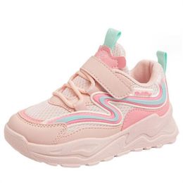 Chaussures de sport pour enfants 2024 nouveau printemps été chaussures en maille respirante fille et garçons Sport plat sort couleur chaussures décontractées à la mode marée