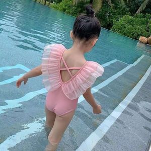 Swimsuit pour enfants, maillot de bain pour filles, une pièce, petite fille élégante, maillot de bain Princess Lotus Leaf, nouveau bikini