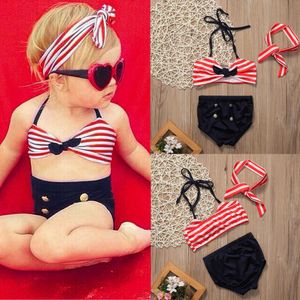 Maillots de bain pour enfants Bébé fille bikini rayé rouge ensemble cabernet hauts bouton bleu bandana shorts 0-4y enfant enfants maillot de bain d'été P230509