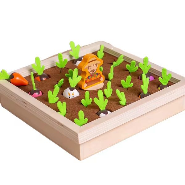 La ferme de jouets en bois pour enfants tire la mémoire de radis échoue maternelle table de table des enfants bénéficie de l'intelligence