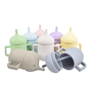 Kinderen Siliconen Voederbeker Cartoon Valbestendig Baby Stro Met Dubbele Handvatten Kinderen Leren Drinkglas BPA Gratis 240322