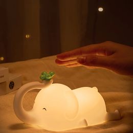 Kinderen Siliconen Nachtlampje Schattige Olifant Baby Dimbaar Getimede Slaaplamp voor Nachtkastje Slaapkamer Decoratie Verjaardagscadeau 240127