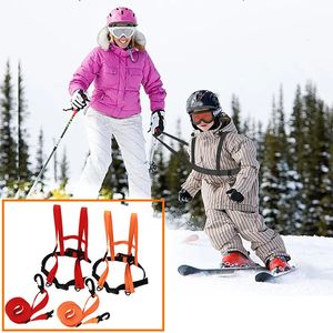 Enfants Ski Training Training Safety Traction Harnness Corde pour le snowboard Skating for Kids Backpack Ajustement Contrôle de la courroie Contrôle 231227