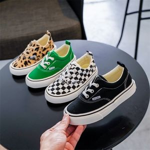 Niños Primavera Lowtop Canvas Shoes Baby Kindergarten Onestep Soft Shoes Niñas y niños Moda Leopard Print Sneakers 220805