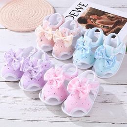 Enfants Clogs d'été 018m nés bébé bébé fille princesse Bowknot sandal baskets pour tout-petit des bricolages doux Walkers Casual Shoes 240515