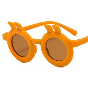 Gafas de sol para niños, gafas de sol de dibujos animados, montura redonda, gafas Anti-UV Adumbral, gafas decorativas de conejo cortado para niños