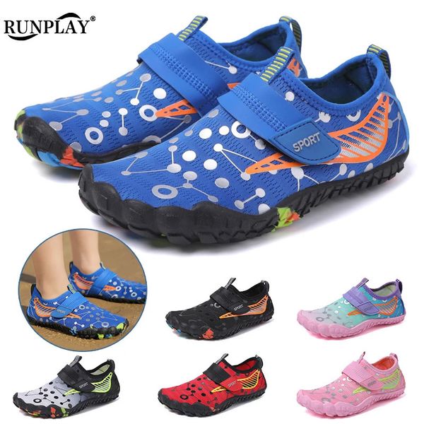 Enfants natation chaussures d'eau garçon fille plage pieds nus Aqua chaussure QuickDry en amont Wading Sport baskets pour la plongée Surf canotage 240223