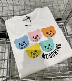 Camisetas para niños Camisa de manga corta de verano Niñas bebés Niños Letra cinco Patrón de oso colorido Blusas de fondo Ropa para niños Tops Camisetas Rosa Tallas grandes