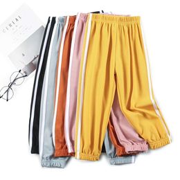 Niños Pantalones para niños Niñas Lino Elástico Summer Summer delgado Anti-Mosquito Harén de rayas laterales transpirables Pantalones largos L2405