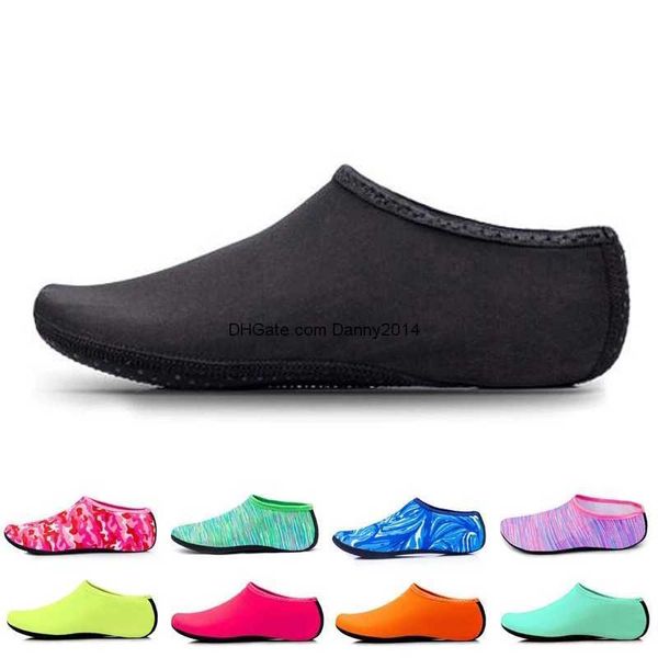 Niños Agua Rosa Calcetines Hombres Mujeres Aqua Zapatos de playa Zapatos de bota de buceo seco Calcetín de buceo Deportes acuáticos Surf Zapatillas de deporte Zapatillas para hombres niños