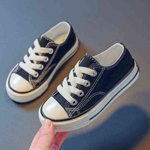 Zapatos blancos para niños, primavera y otoño 2022, nuevas zapatillas de deporte para niños, zapatos escolares de lona informales versátiles, moda plana para niños, púrpura, lindo G220527