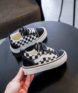 Enfants039s Canvas 2023 New Fashion Kids Sneakers respirants Boys and Girls Lowtop Casual Shoes Taille 20373972623
