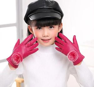 Enfants automne hiver épaissir chaud doublure en polaire gants en cuir garçon fille enfants en peau de mouton naturelle en cuir boule de fourrure gant R1877 240105