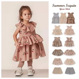 Robe pour enfants 2024 Summer Ks Nordic Style Girls Bronzing Cherry Sequin en couches jupe de gaze princesse 240430