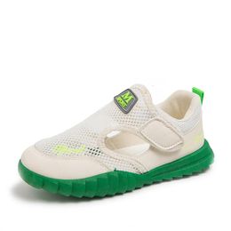 Childrens Loafers Girls Ademend gaas Soft Bottom Beach Shoes Boys Student Sport Running Sneakers Summer 240514