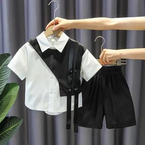 Enfants Set Boys Fashion Black Blanc Splice Single-Breasted Baby Shirts Shorts Handsome Street Two-Mod Summer Clothes 240408