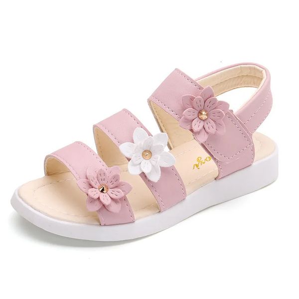 Chaussures pour enfants Style d'été enfants sandales filles princesse belle fleur enfants plate bébé fille gladiator soft 240423