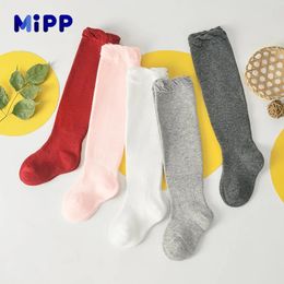 Childrens Socks Baby Loose Knie Socks Long Tube Socks Spring en Autumn Baby Digh Socks Breathable Cotton Socks Mugo 240409