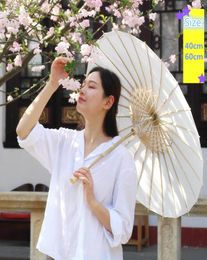 China Japan Papieren Paraplu Traditionele Parasol Bamboe Frame Houten Handvat Bruiloft Parasols Witte Kunstparaplu's 40 60cm Diam5042351