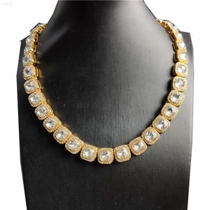 Chine vente en gros 18 pouces chaîne Bling Hip Hop en alliage glacé cubain or strass carré Tennis glace sur collier chaîne