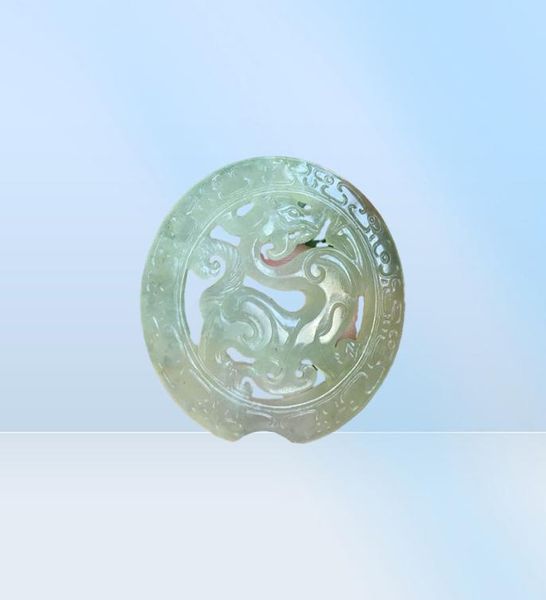 Chine Xiu Jade Stone sculptée fu Foo Dog Lion Amulets Longevité Luck Jade Pendant3421717