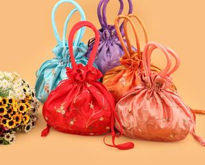 Bolsas de regalo de fiesta de boda grandes florales bordadas chinas con asas monedero