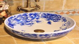 Porcelaine peinte à la main chinoise Basins bleus puits avec des fleurs d'amour papillon Designhigh Quatity6703921