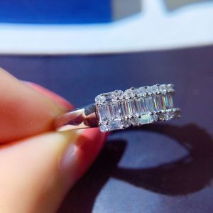 Anillos de banda de diseñador de geometría de circón de lujo chino para mujeres, hombres, anillos, dedo de uñas, anillo de amor de cristal de diamante brillante fino, joyería