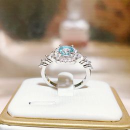 Chinois De Luxe Zircon Géométrie Designer Bande Anneaux Filles doux classique grand carré bleu pierre anillos clou doigt diamant fin cristal amour bague bijoux