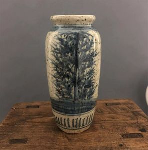 Porcelaine ancienne chinoise avec vase en porcelaine bleue et blanche
