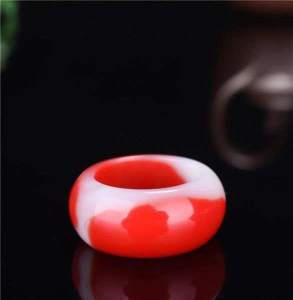 Chino rojo blanco jade tallado jadeíta anillo encanto joyería moda tallado a mano hombre mujer suerte regalos amuleto anillos de racimo 3782104