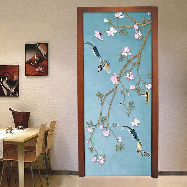 Estilo chino flor pájaro mural impermeable autoadhesivo puerta pegatina vinilo papel de pared para sala de estar dormitorio decoración de la puerta 210317