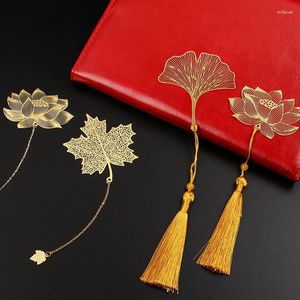 Marque-page ajouré de Style chinois, pendentif avec pompon, Clip de livre rétro, marque de Pagination en métal, papeterie fournitures scolaires et de bureau