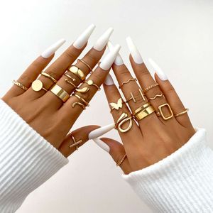 Chinese stijl Leaf vlinder Hollow Heart Geometrie Ring Cluster Rings Set