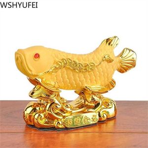 Estilo chino Lucky Home Office Company Car Talisman Money Drawing Fortune Arowana Golden Resin Fish Estatua decorativa 211108